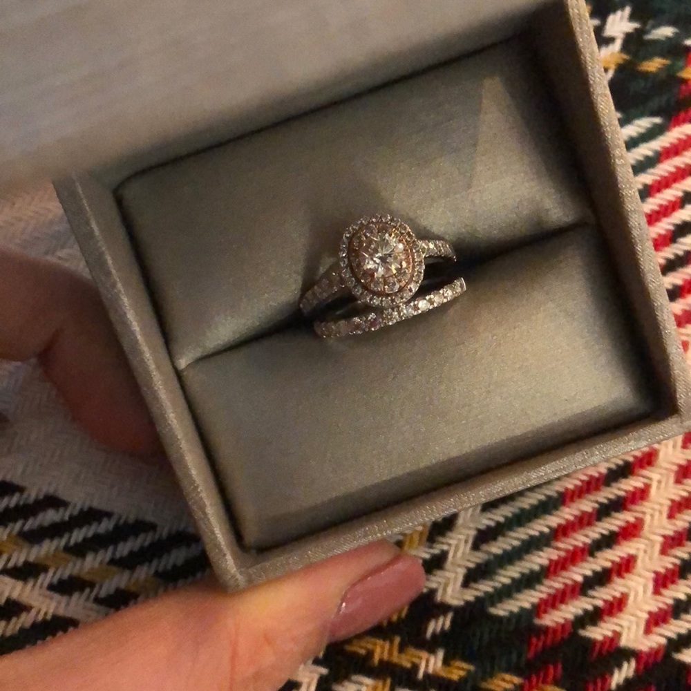 New Diamond Engagement Ring and Diamond Band - Picture 3 of 11